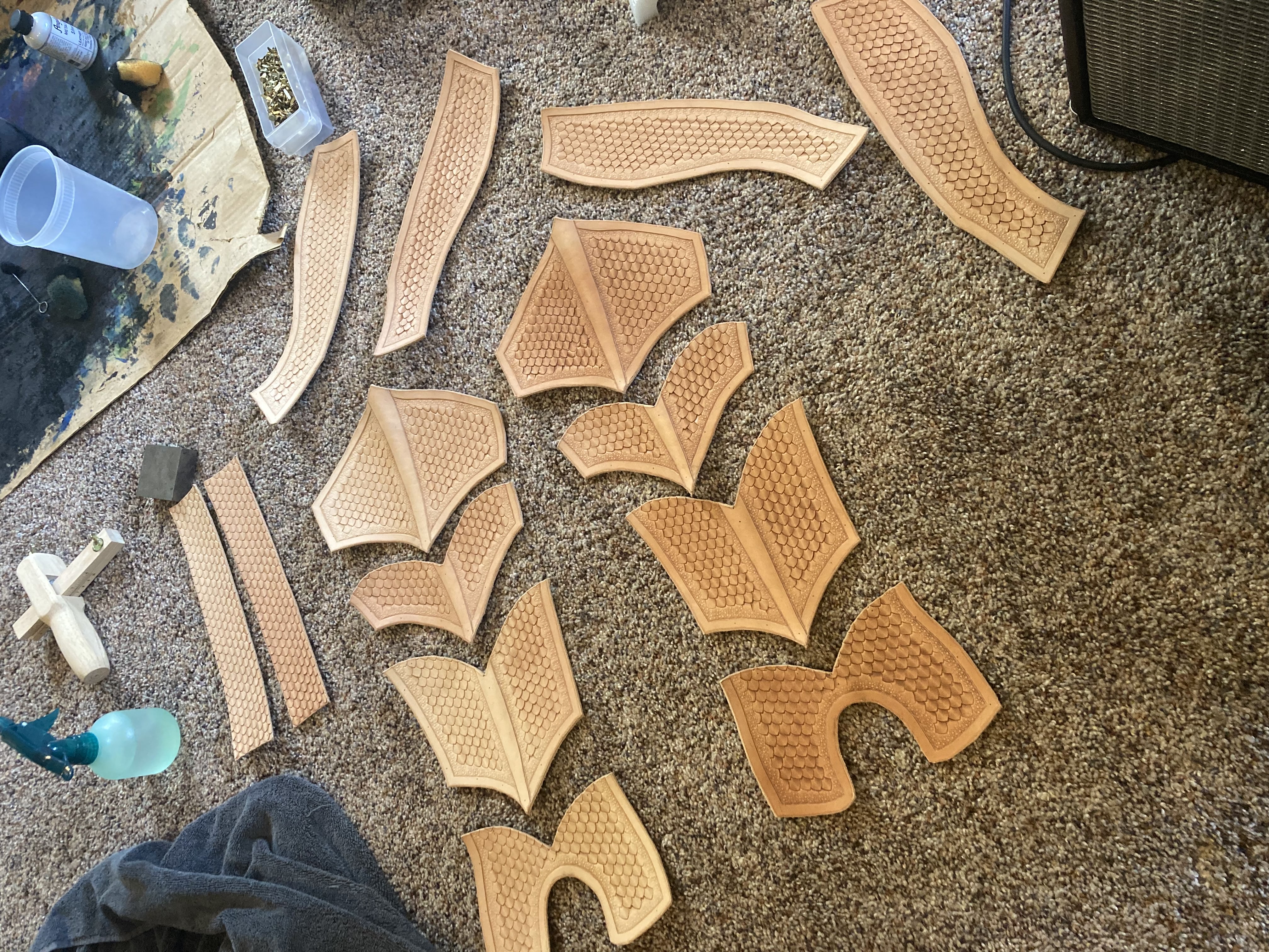 Vyrlli armour scale pattern work in progress