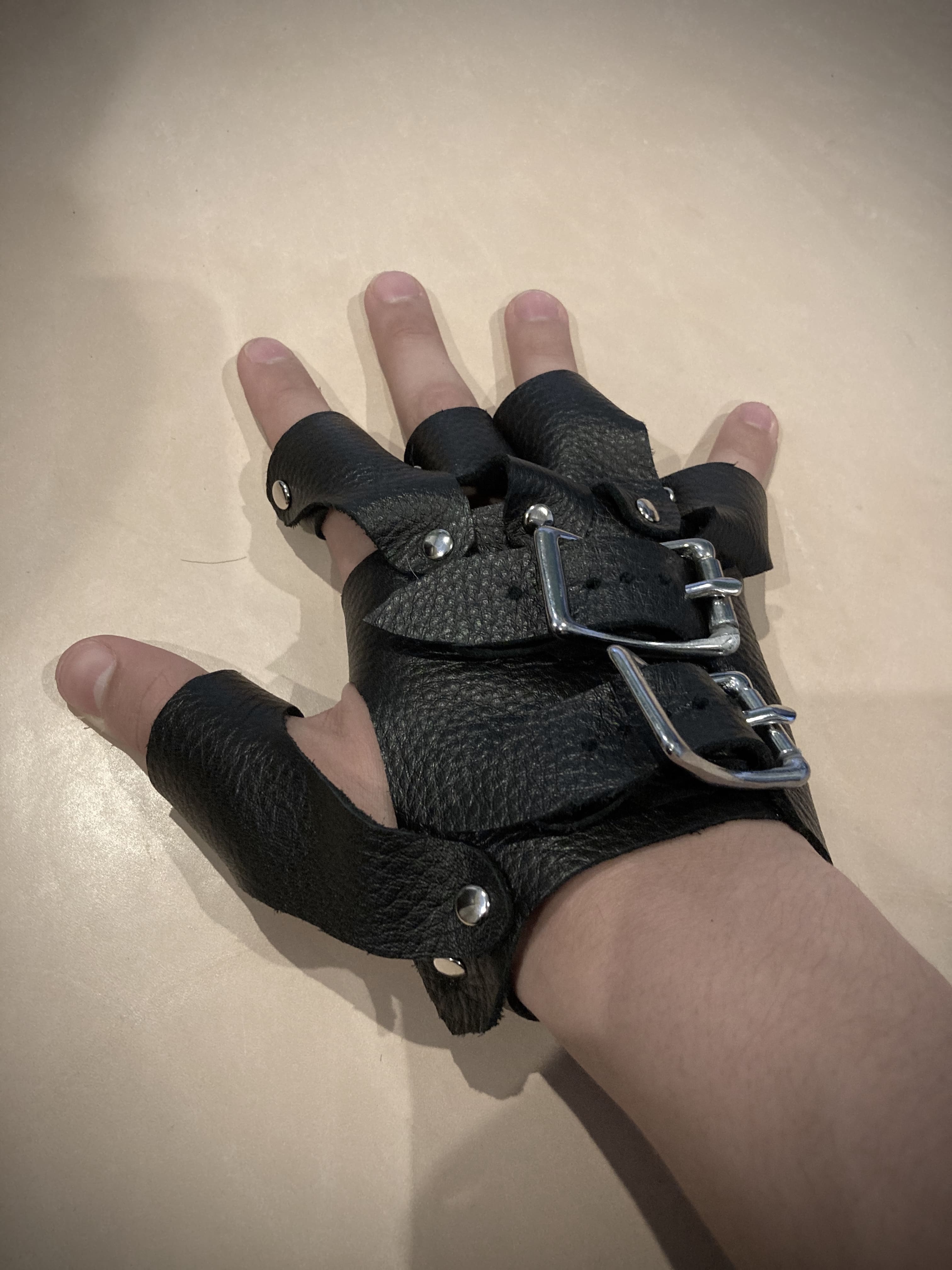 Dieselpunk Glove - May 2020